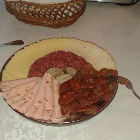 Tiffan's Pinceszet Es Panzio Gasthof Villány
